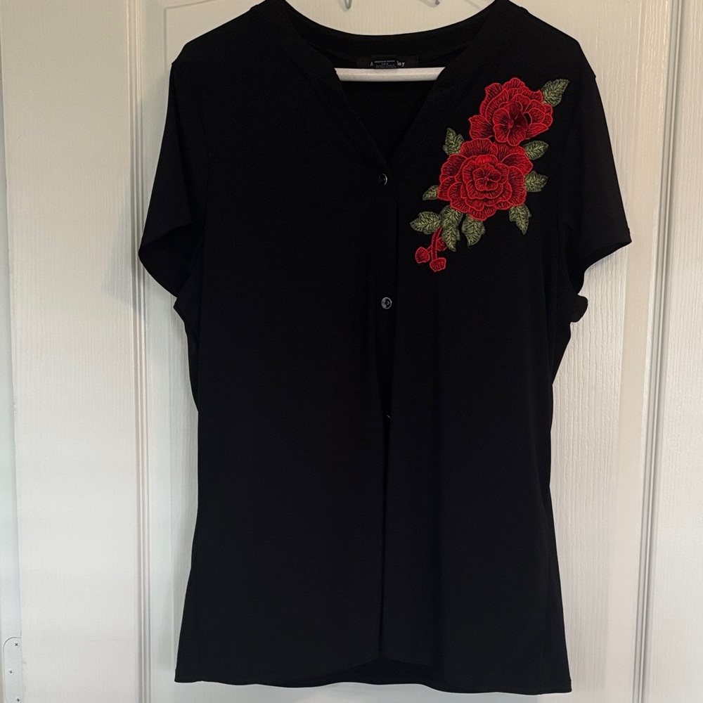 Chic Black Button Down Shirt with Red Floral Embroidery